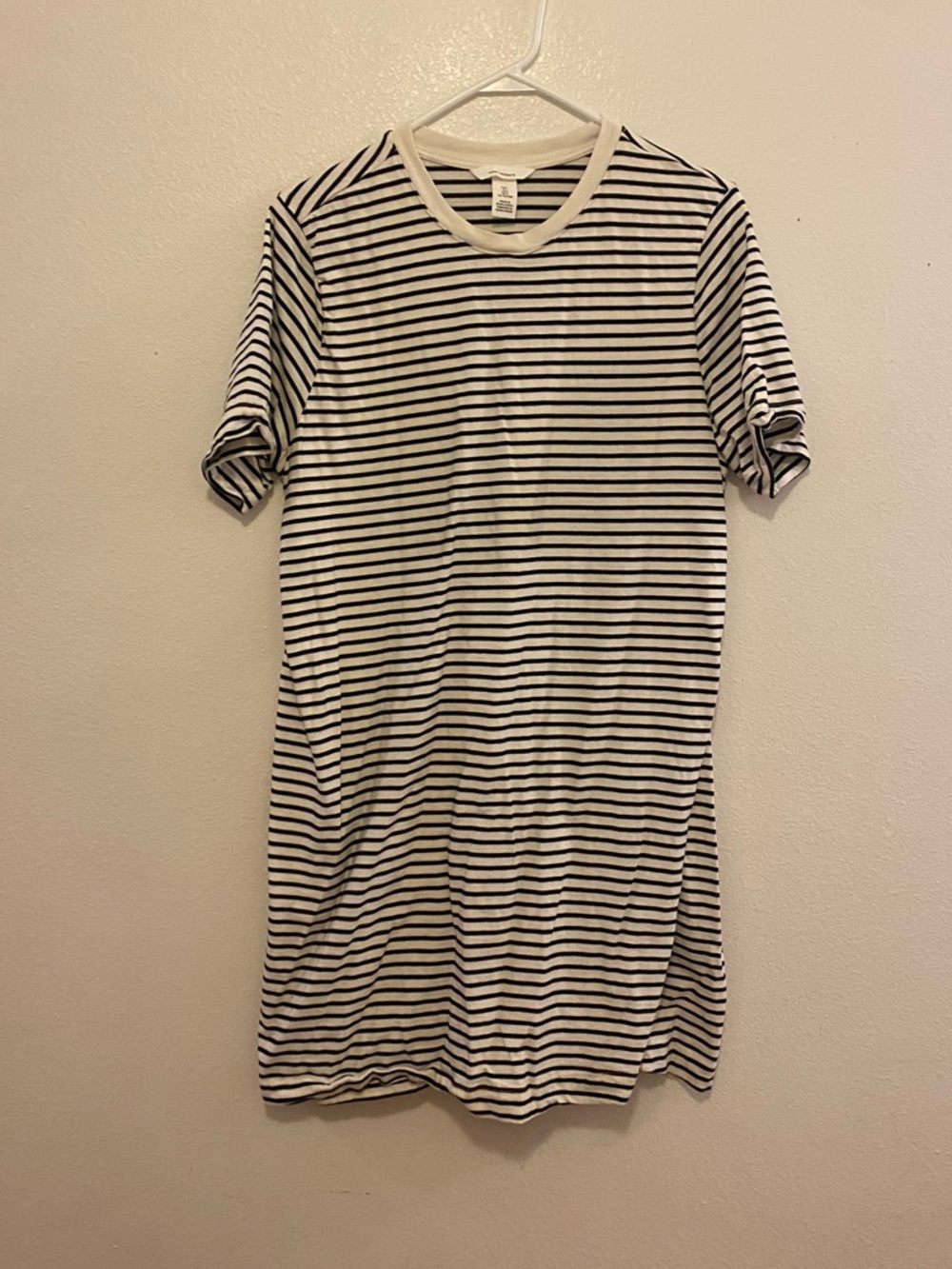 H&M Mama nursing T-Shirt Dress - Black & White
